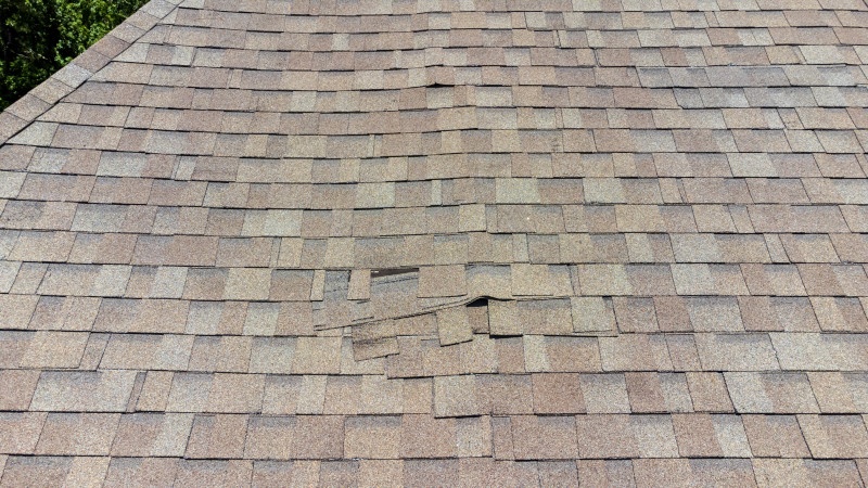 When to Schedule Key Roof Maintenance Services
